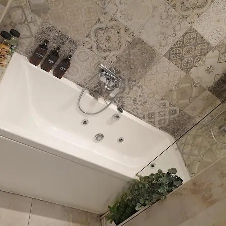 Iris With Jacuzzi - Easy Access Florença