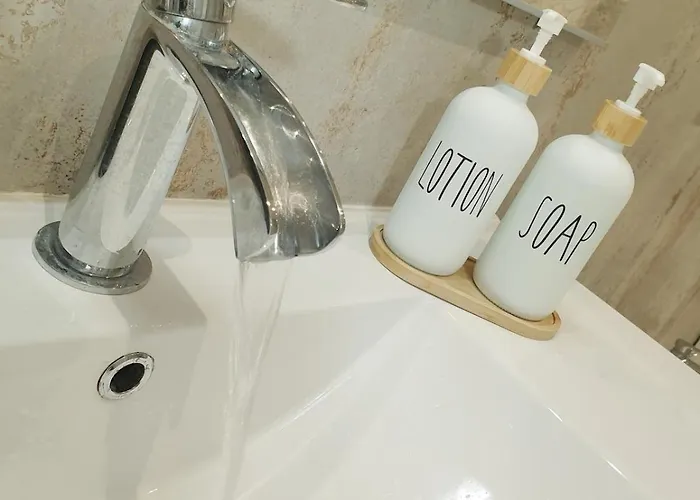 Iris With Jacuzzi - Easy Access Apartamento Florença